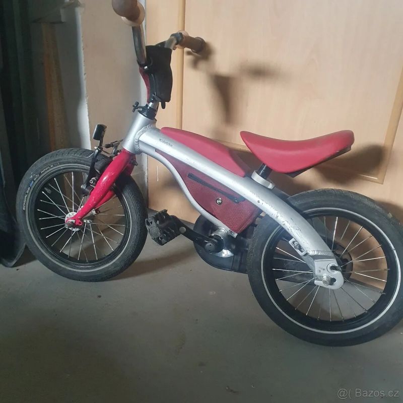 Odrážedlo/kolo BMW