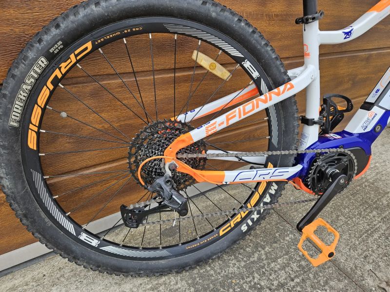 Crussis E-fionna 8.5