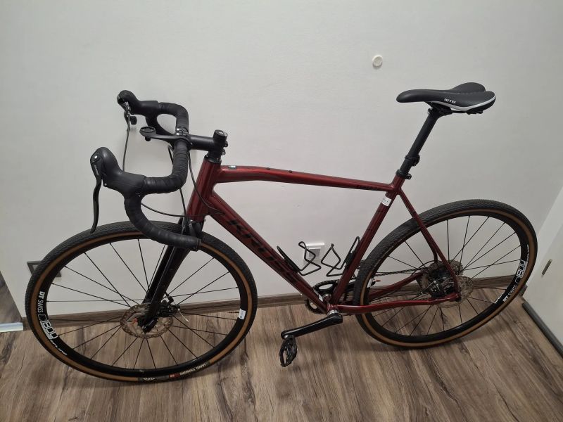 Prodám gravel kolo Kross Esker 2.0 (2023)