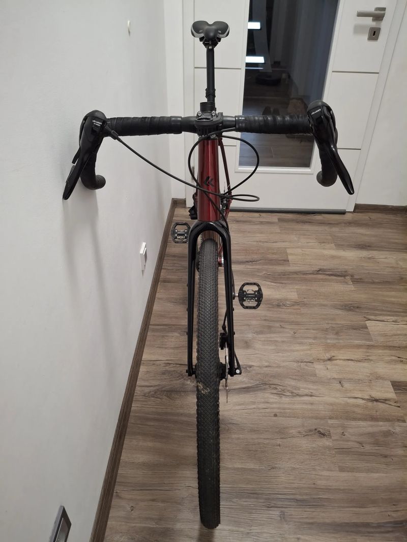 Prodám gravel kolo Kross Esker 2.0 (2023)