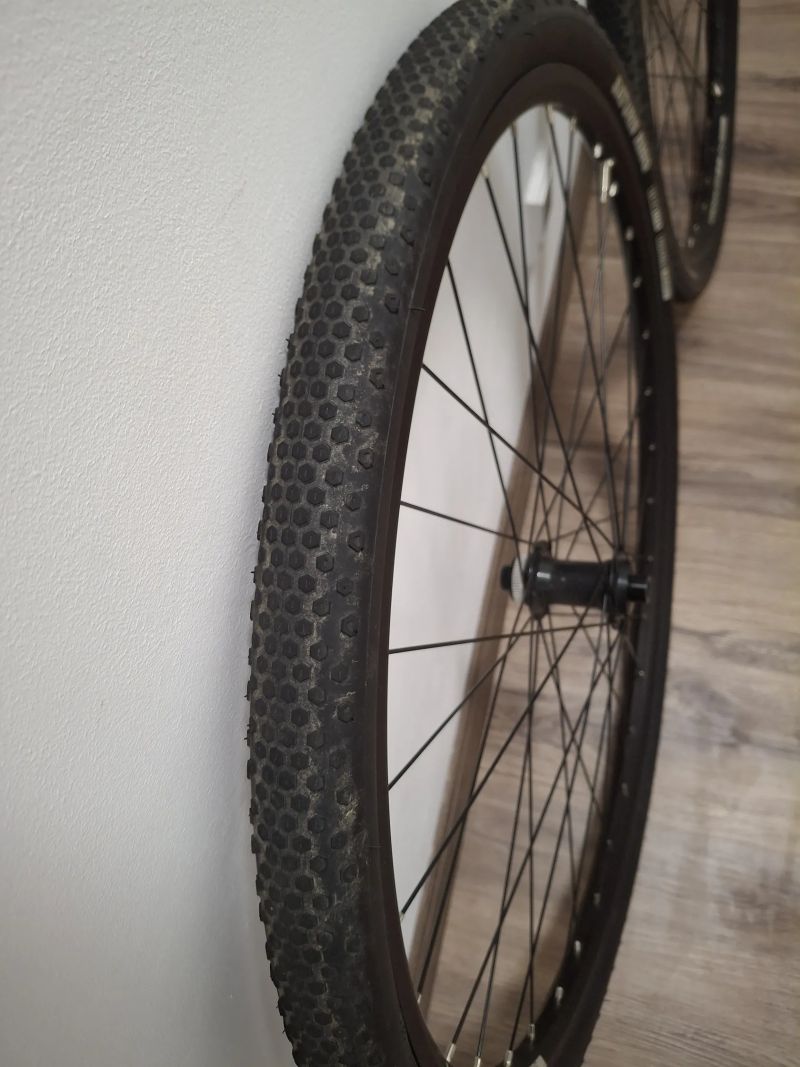 Prodám gravel kolo Kross Esker 2.0 (2023)