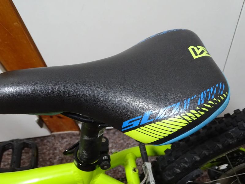 Rock Machine Storm 20" Top Stav + Přilba jako dárek ke kolu