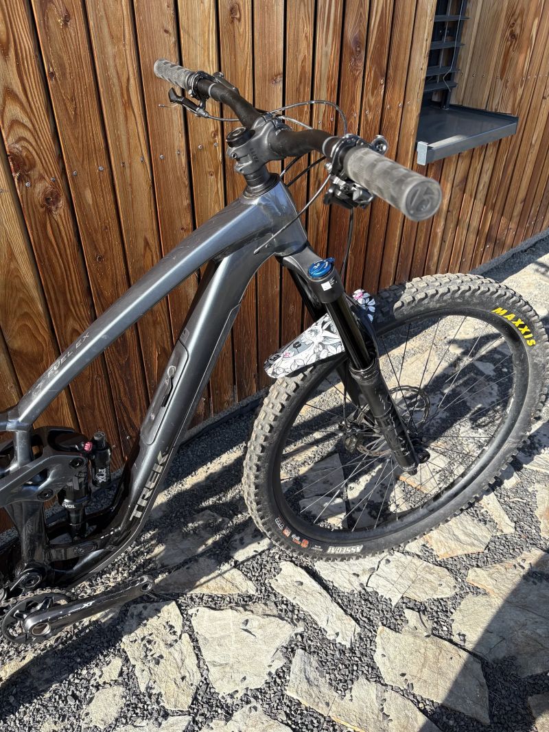 Trek FUEL EX 8 Gen 6