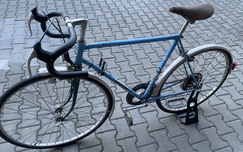 Silnička Eska Premier