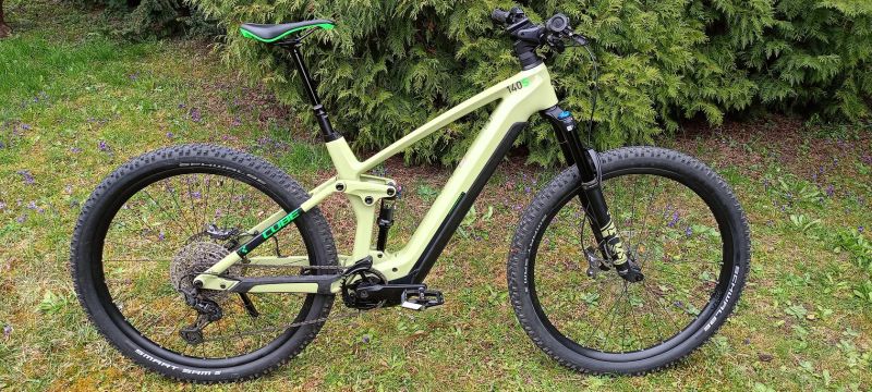 29" Cube Stereo 140 HPC SL, Bosch 750, velikost L, karbon