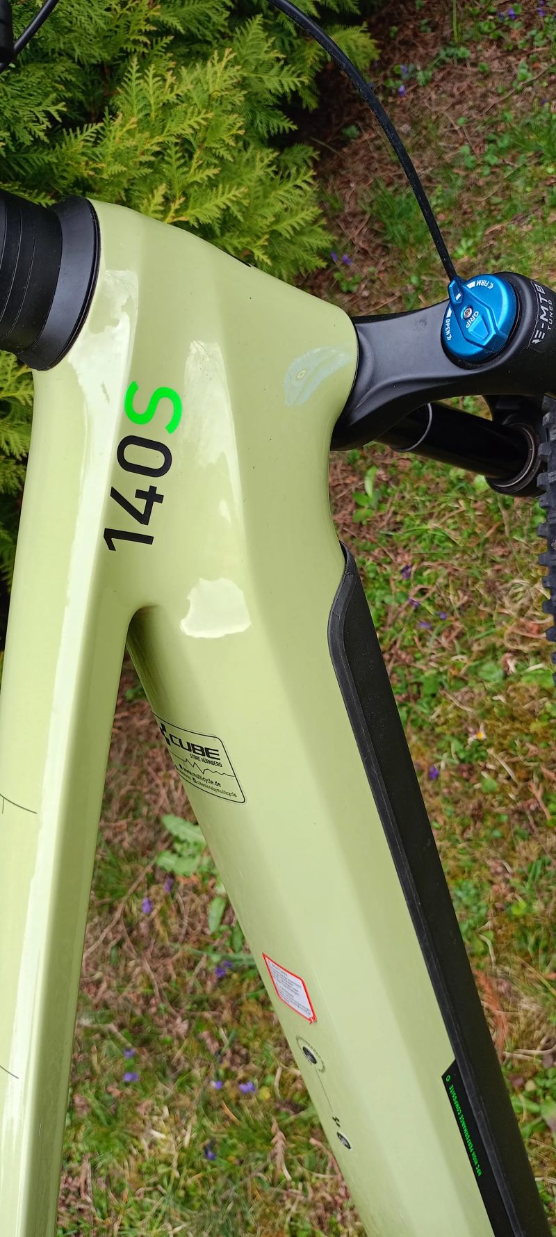 29" Cube Stereo 140 HPC SL, Bosch 750, velikost L, karbon