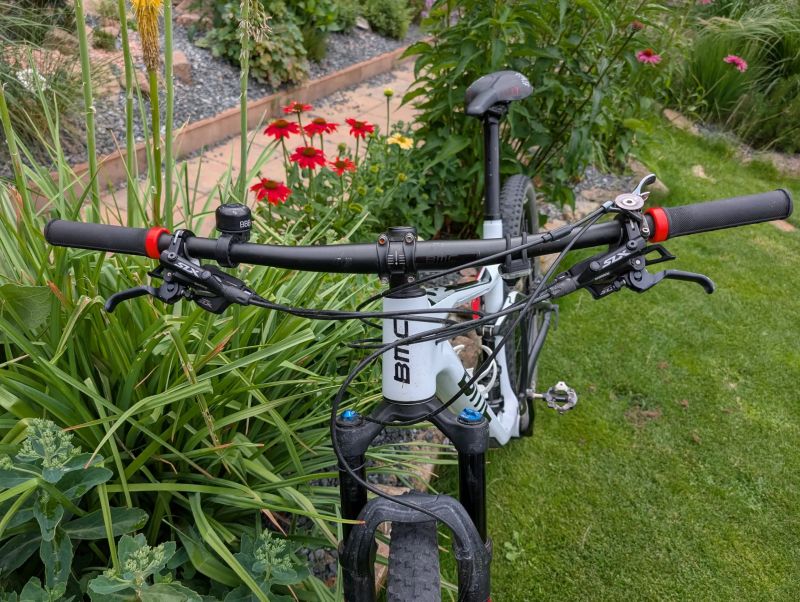 BMC Agonist 02 TWO – Carbon