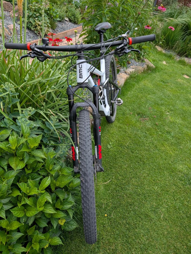 BMC Agonist 02 TWO – Carbon