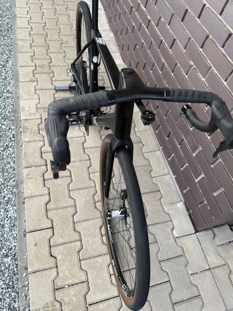 Superior X-Road Team Issue GR Di2