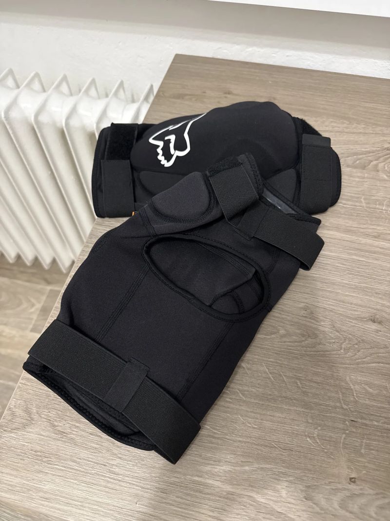 Chrániče na kolena Fox Launch D3O Knee Guard L
