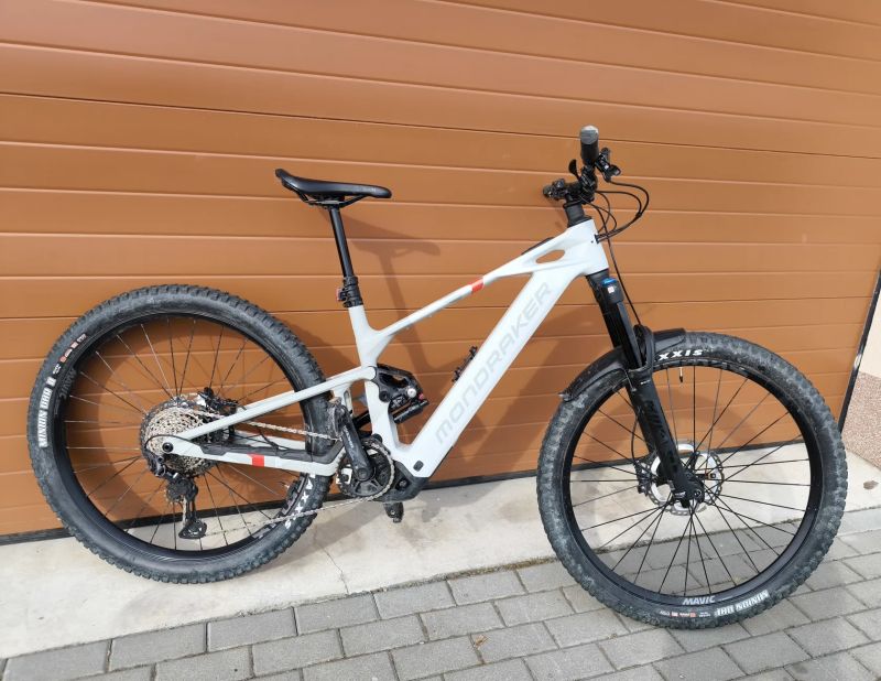 Mondraker MONDRAKER Crafty Carbon R