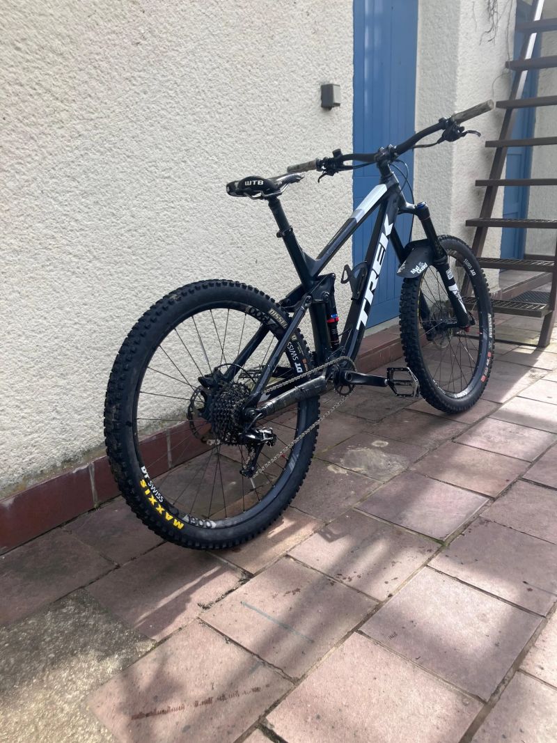 Trek Remedy 8
