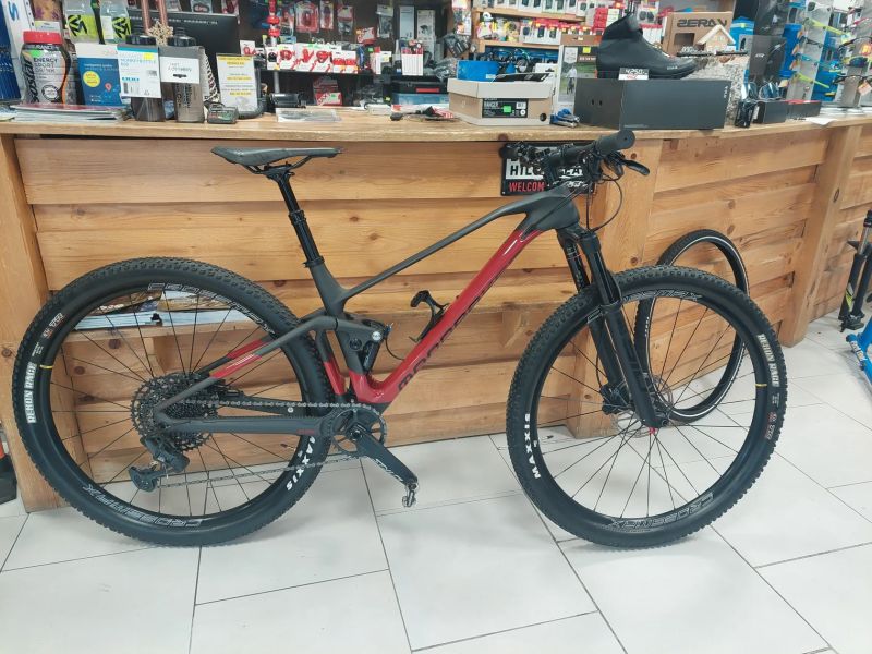 Mondraker MONDRAKER F-Podium Carbon DC