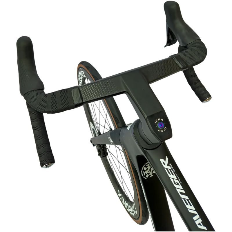 Nové silniční aero kolo Avenger Shuttle | Shimano 105 DI2 | karbonové špice | vel. M | 7,3 kg