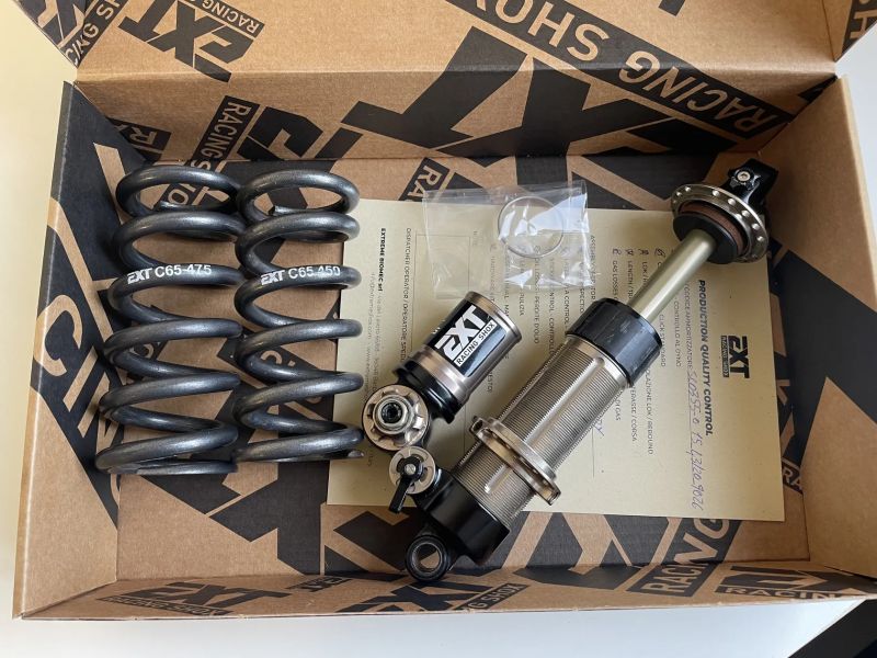 Tlumič na horské kolo EXT Storia Lok V3, 230x60