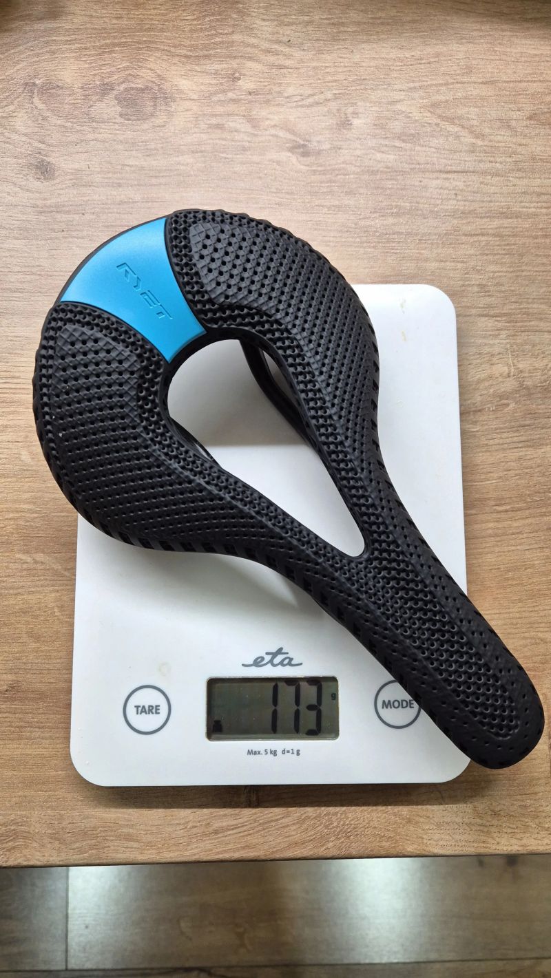 3D karbonové sedlo Ryet 