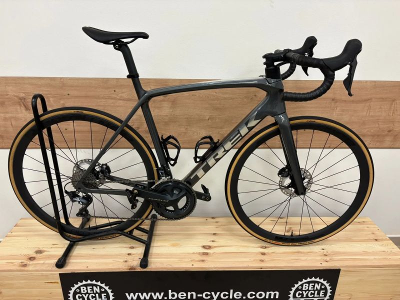 Trek Emonda pro karbonová kola bontrager