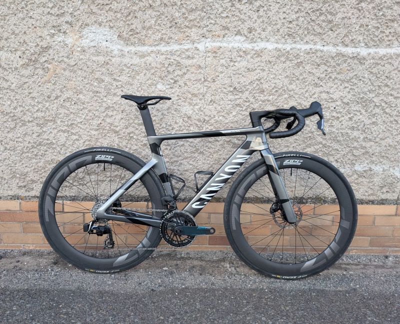 Canyon AEROAD CF SLX 8 AXS Speed