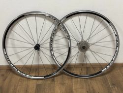 Pár kol Fulcrum + kazeta Shimano 105 10s