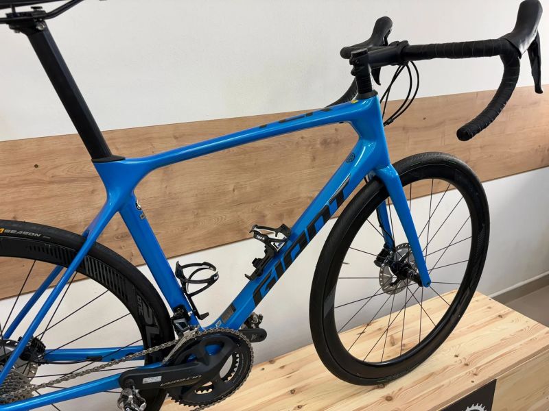 Giant TCR advanced 1 - karbonová kola slr 1