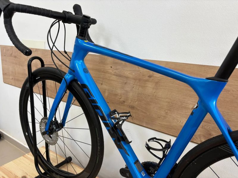 Giant TCR advanced 1 - karbonová kola slr 1