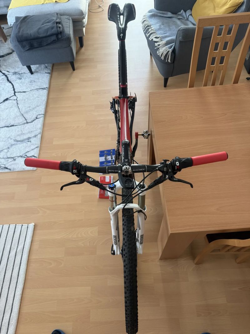 Horské kolo 29 karbon velikost L