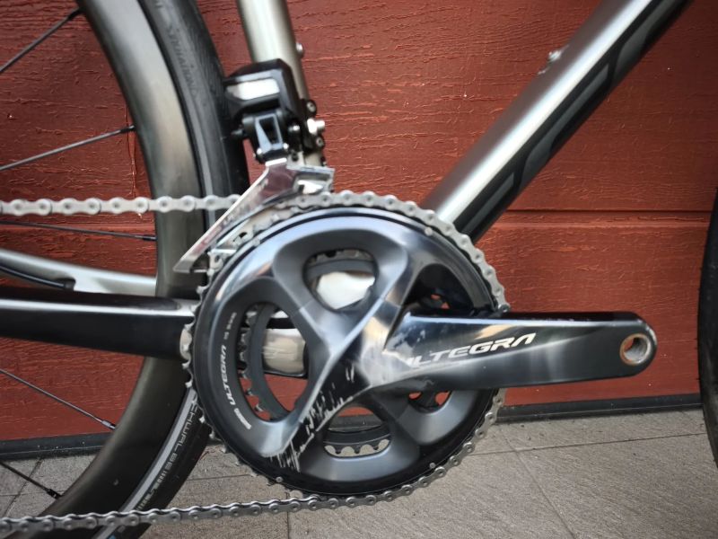 Scott addict XS 49, di2, karbonová kola Hunt