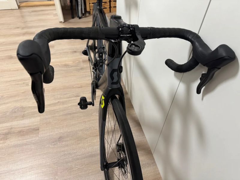 Scott Addict RC Premium, vel. L