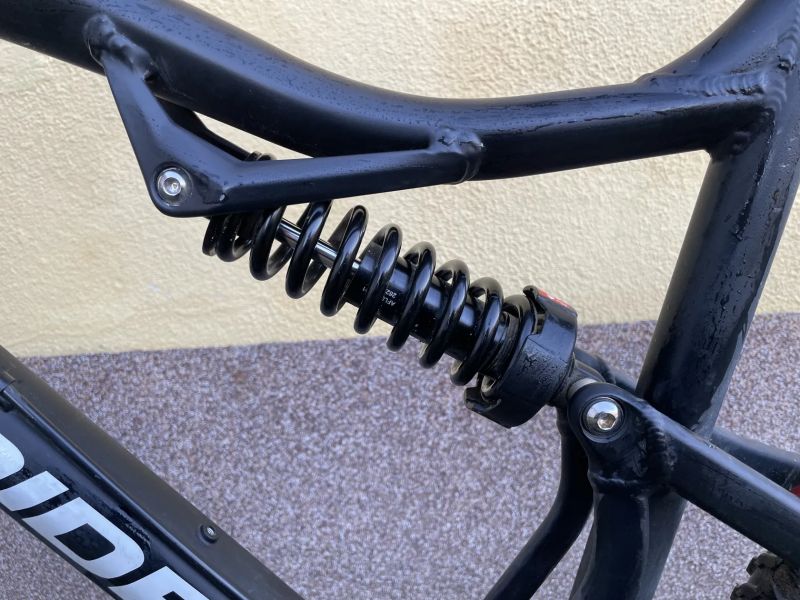 Rockrider Celoodpružené MTB - velmi pěkný stav 