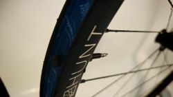 HUNT 35 Carbon Gravel Disc X-Wide