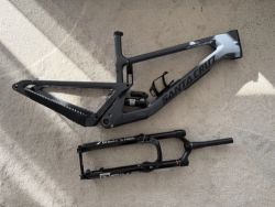 SANTA CRUZ HIGHTOWER 3 + ROCK SHOX LYRIK ULTIMATE