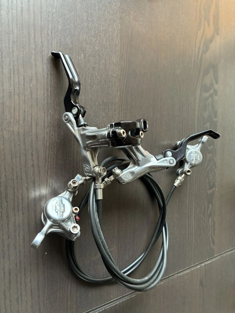 Formula ORO Bianco kotoučové brzdy