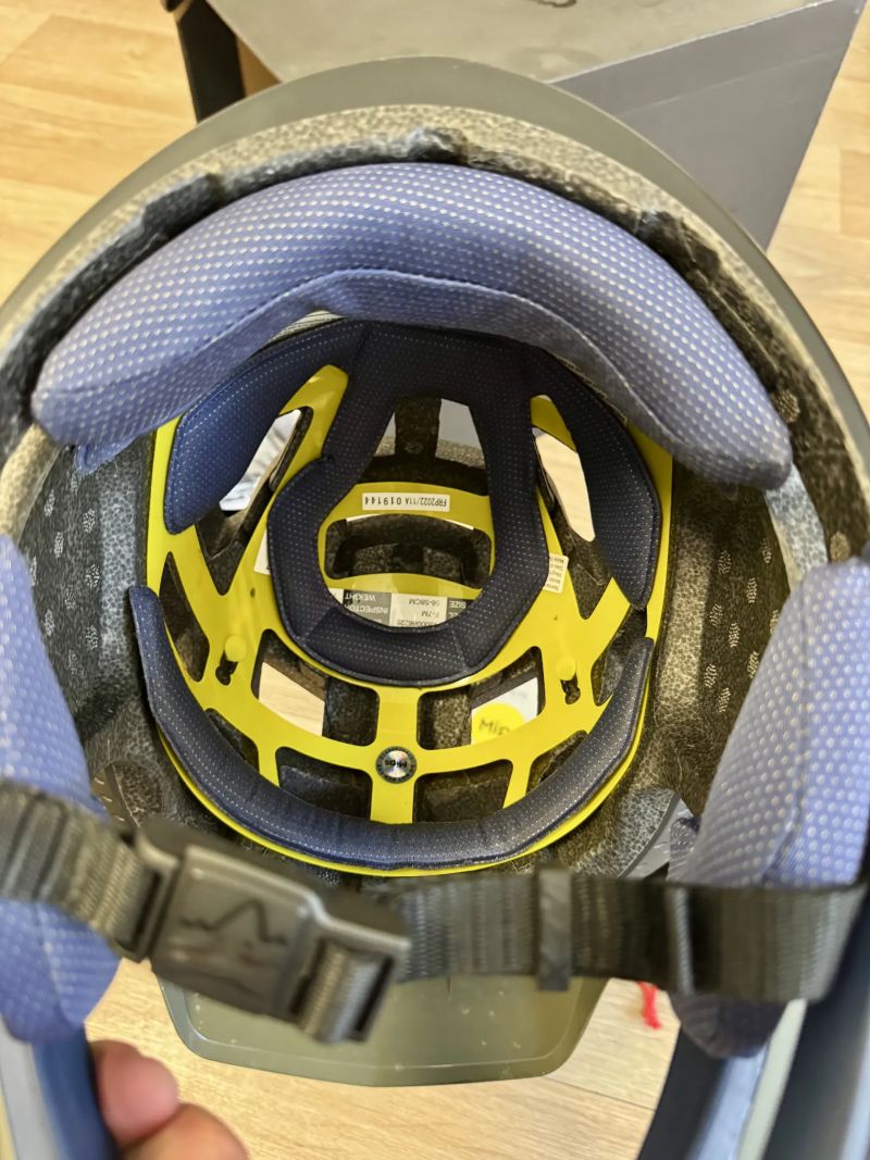 Helma Fox Racing Proframe Helmet Blocked, Ce, Olive Green Velikost: M + brýle Leatt 