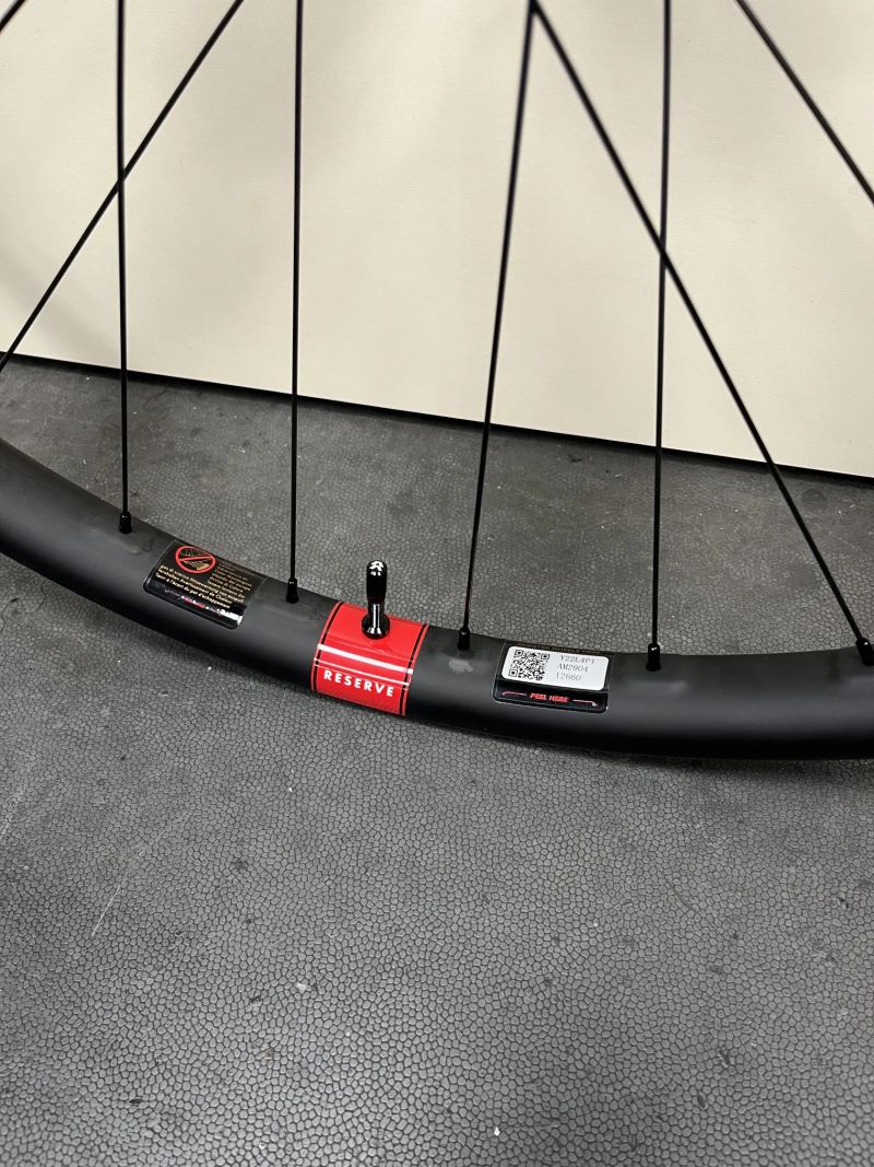 Kola 29 santa cruz / industry nine