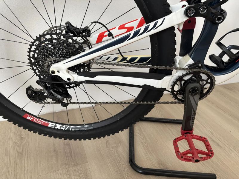 Specialized Enduro Expert Carbon 29, velikost XL