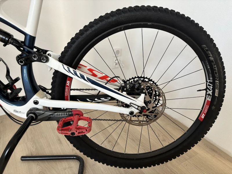 Specialized Enduro Expert Carbon 29, velikost XL