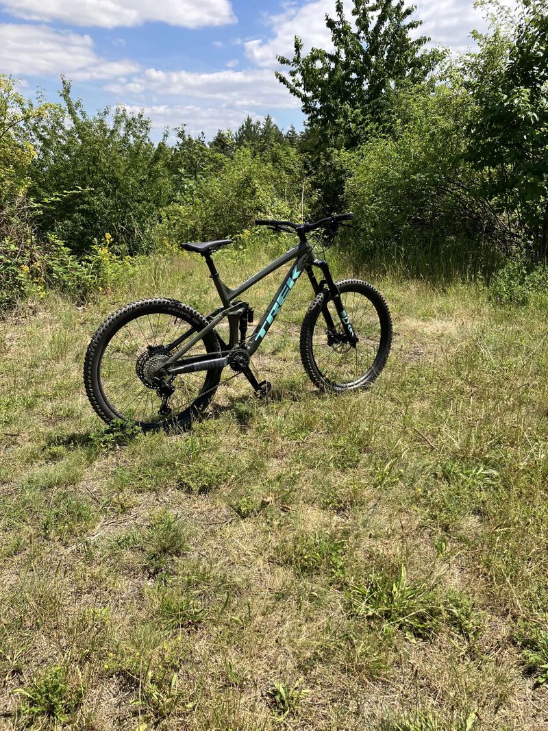 Trek Remedy 8