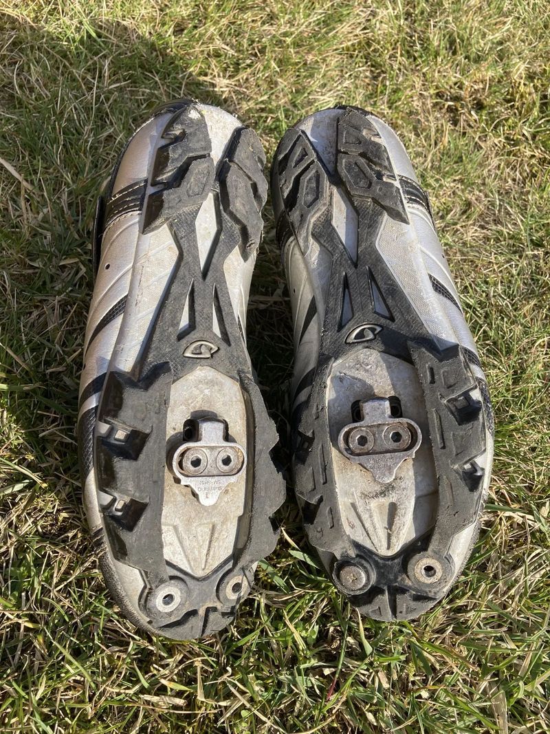 MTB tretry Giro - vel. 38.5