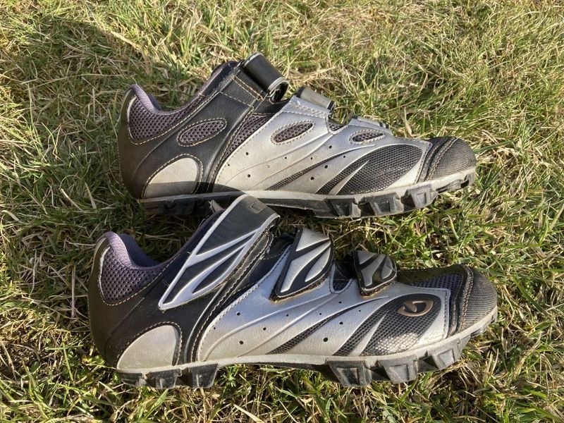 MTB tretry Giro - vel. 38.5