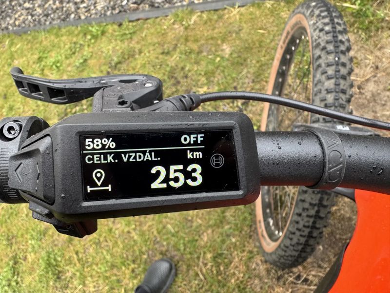 Cube Stereo Hybrid 120 Race 750