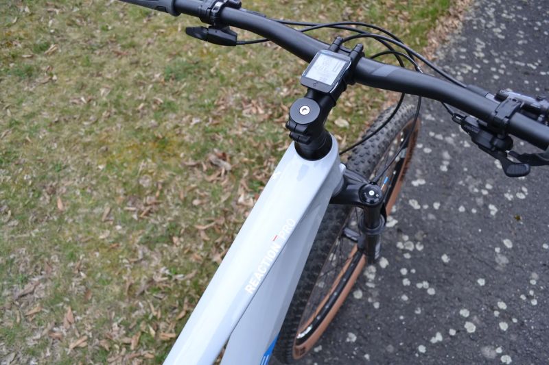 Cube Reaction C:62 Pro Carbon (XL) Top Stav