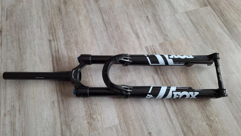 Odpružná vidlice Fox 34