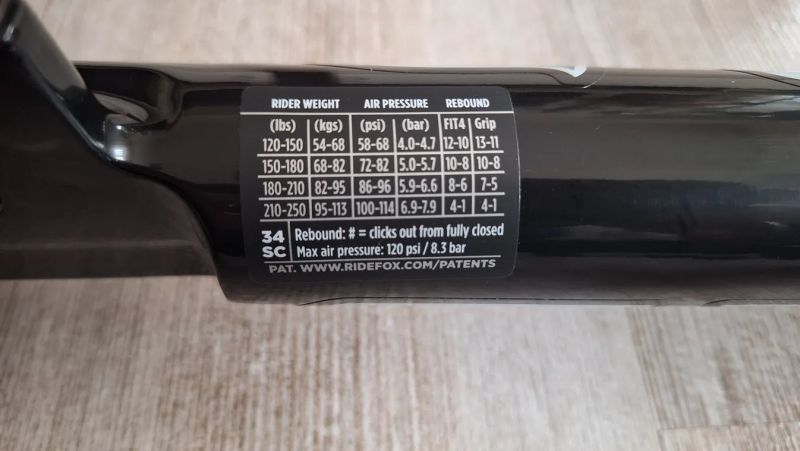 Odpružná vidlice Fox 34