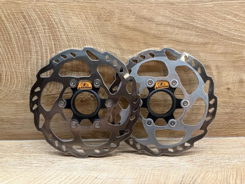 Kotouče Shimano SM-RT70-S (105/SLX) 160mm