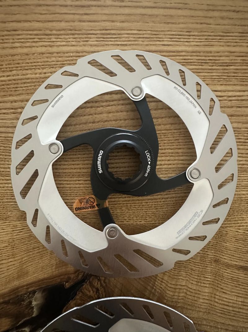 Brzdové kotouče SHIMANO Ultegra RT-CL800 160mm - interní matice - cena za 2ks 