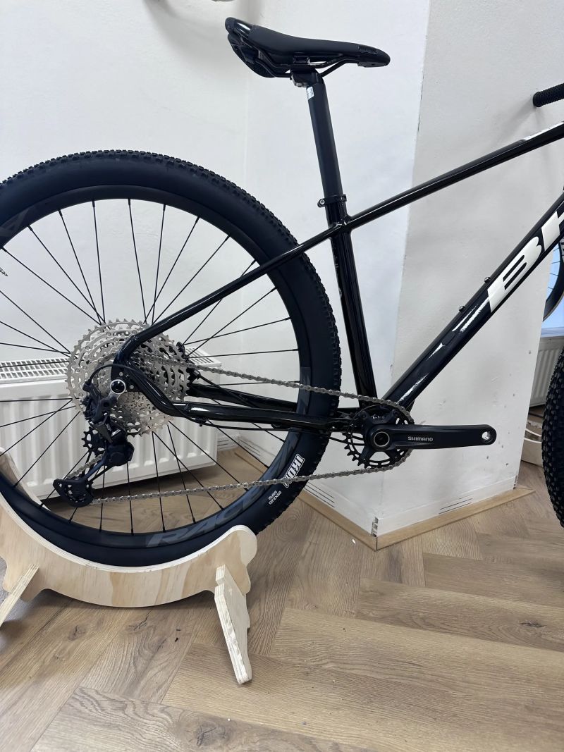 BH EXPERT 4.5 (S, 29”)