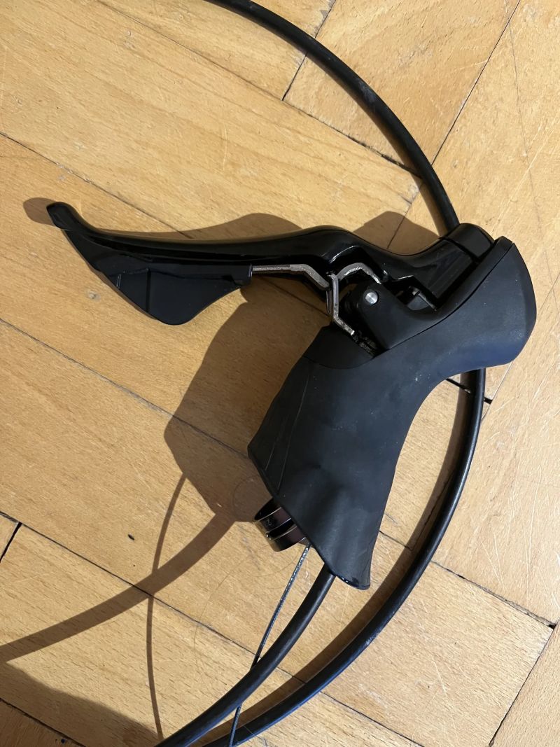 Brzdové páky Shimano 105 R7000 + TRP Hy/Rd