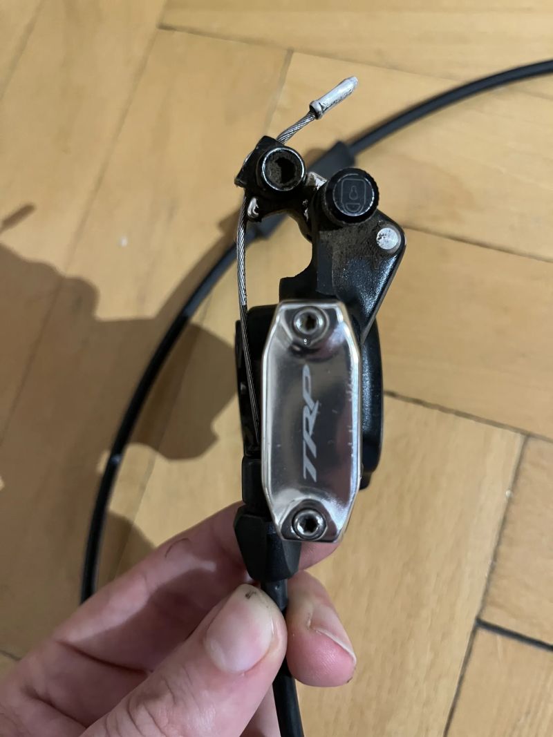 Brzdové páky Shimano 105 R7000 + TRP Hy/Rd