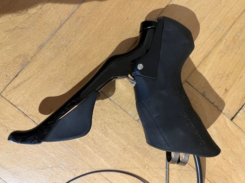 Brzdové páky Shimano 105 R7000 + TRP Hy/Rd