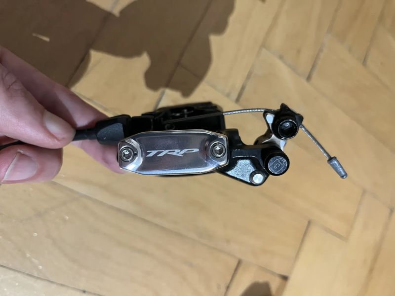 Brzdové páky Shimano 105 R7000 + TRP Hy/Rd